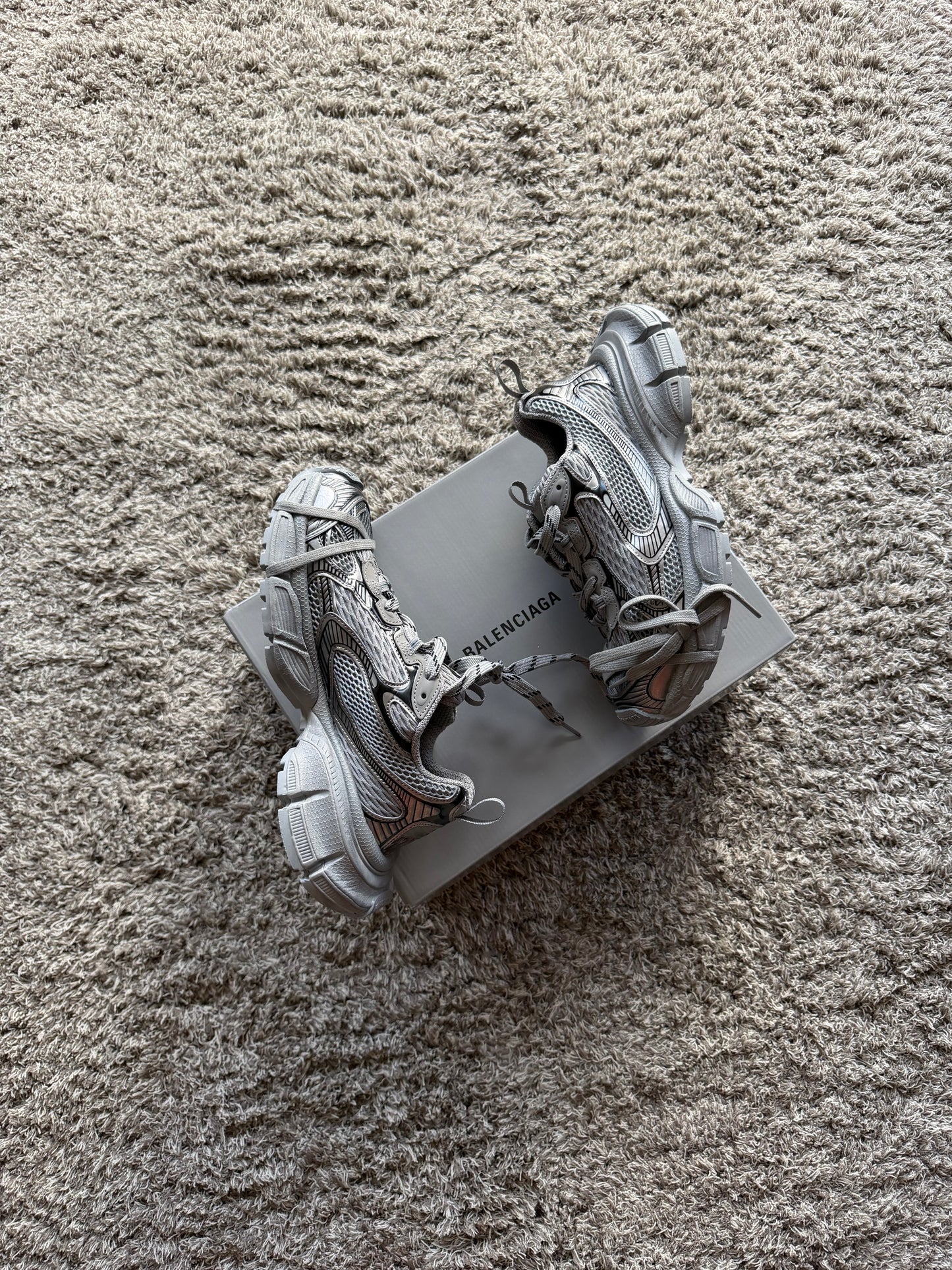 BALENCIAGA 3XL Gray