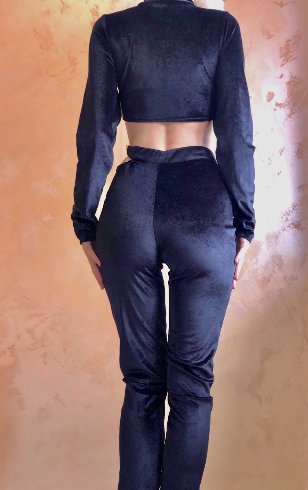 Черно Плюшено Екипче "bBabilon"