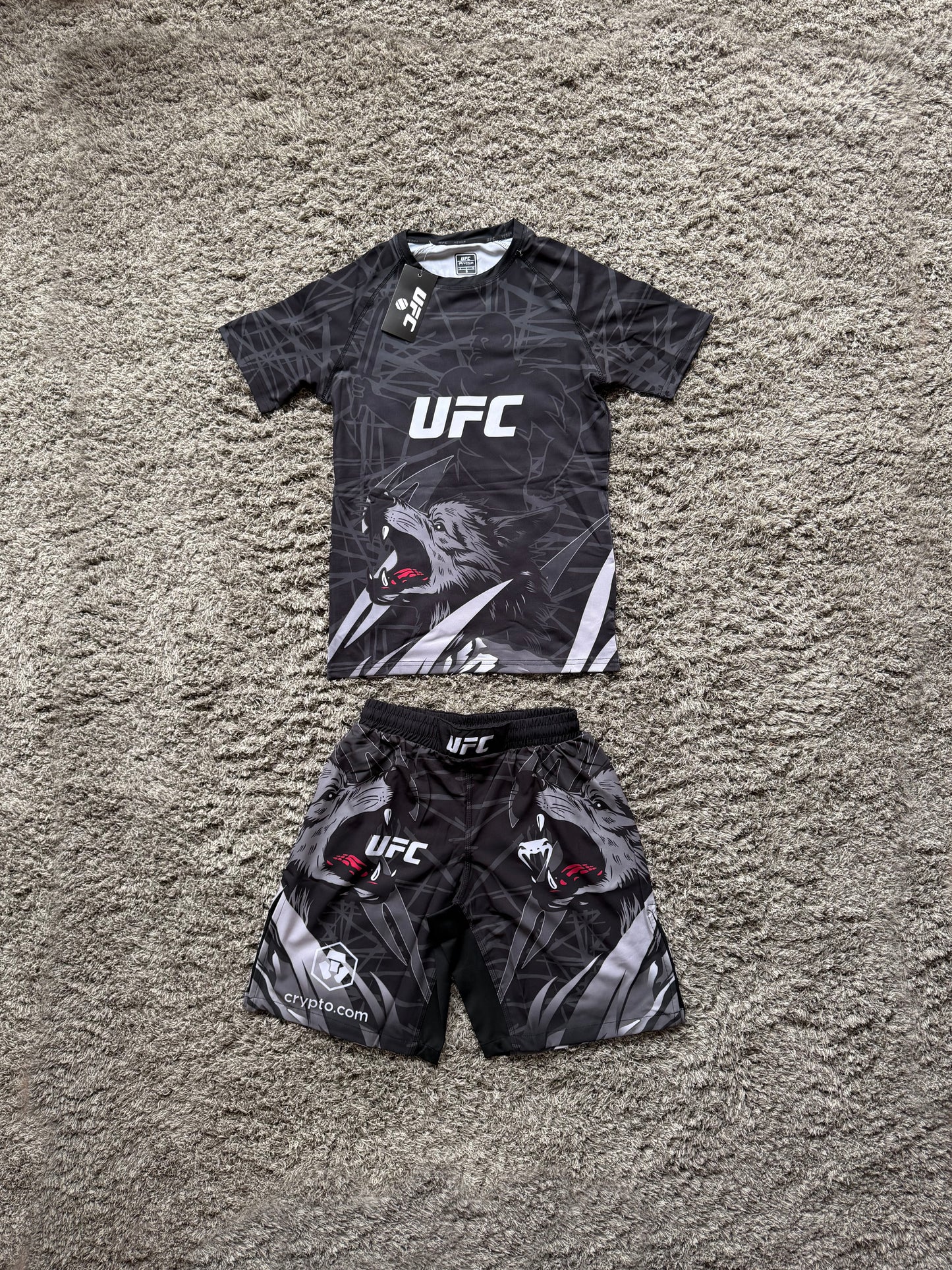 Венъм "Unri Khamzat" Черен