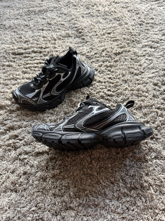 BALENCIAGA 3XL Black