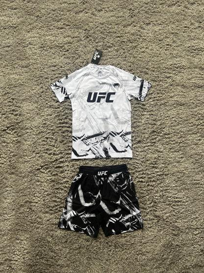 Венъм "Authentic Fight" Бял