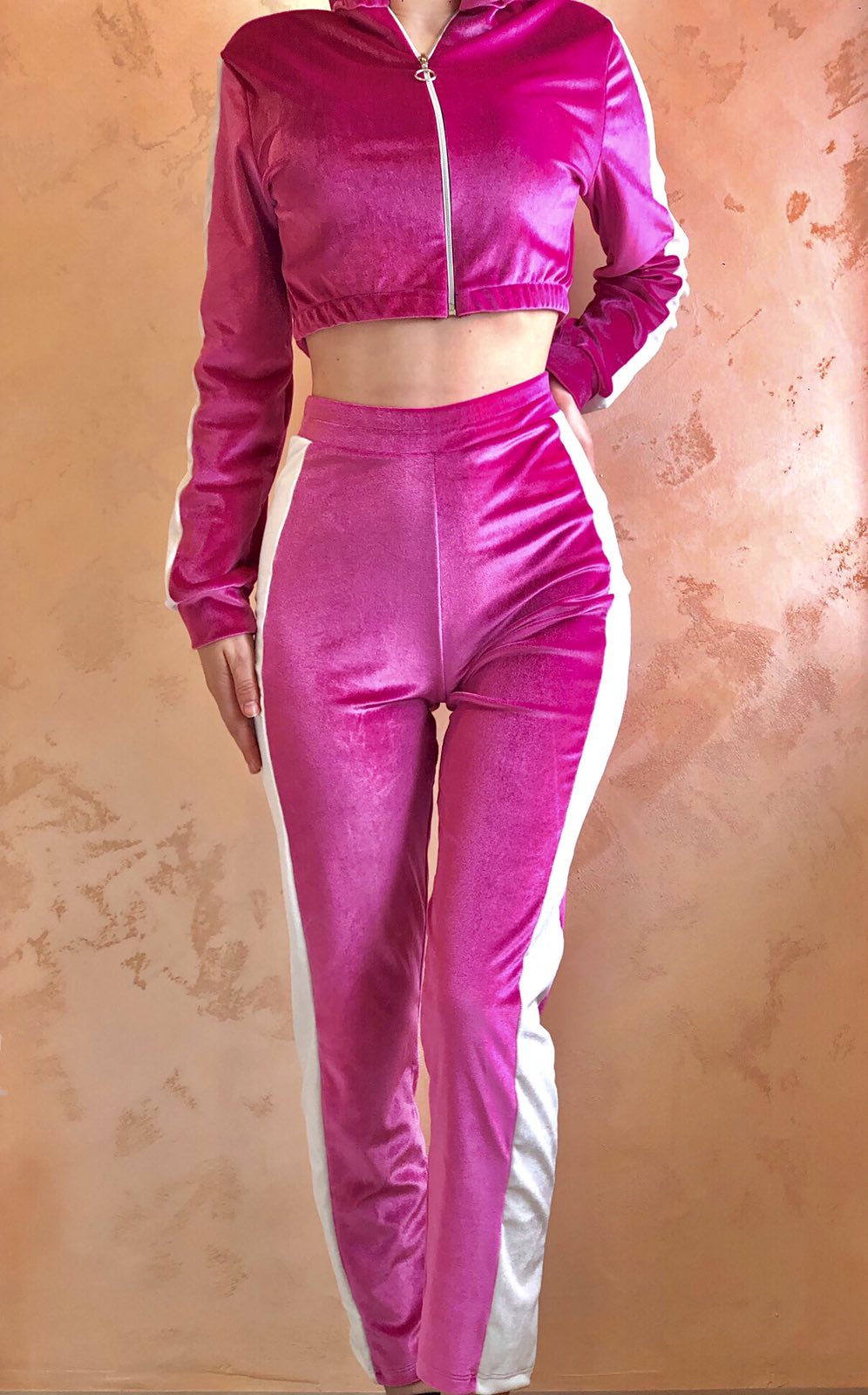 Розово с Бяло Плюшено Екипче "bBabilon"