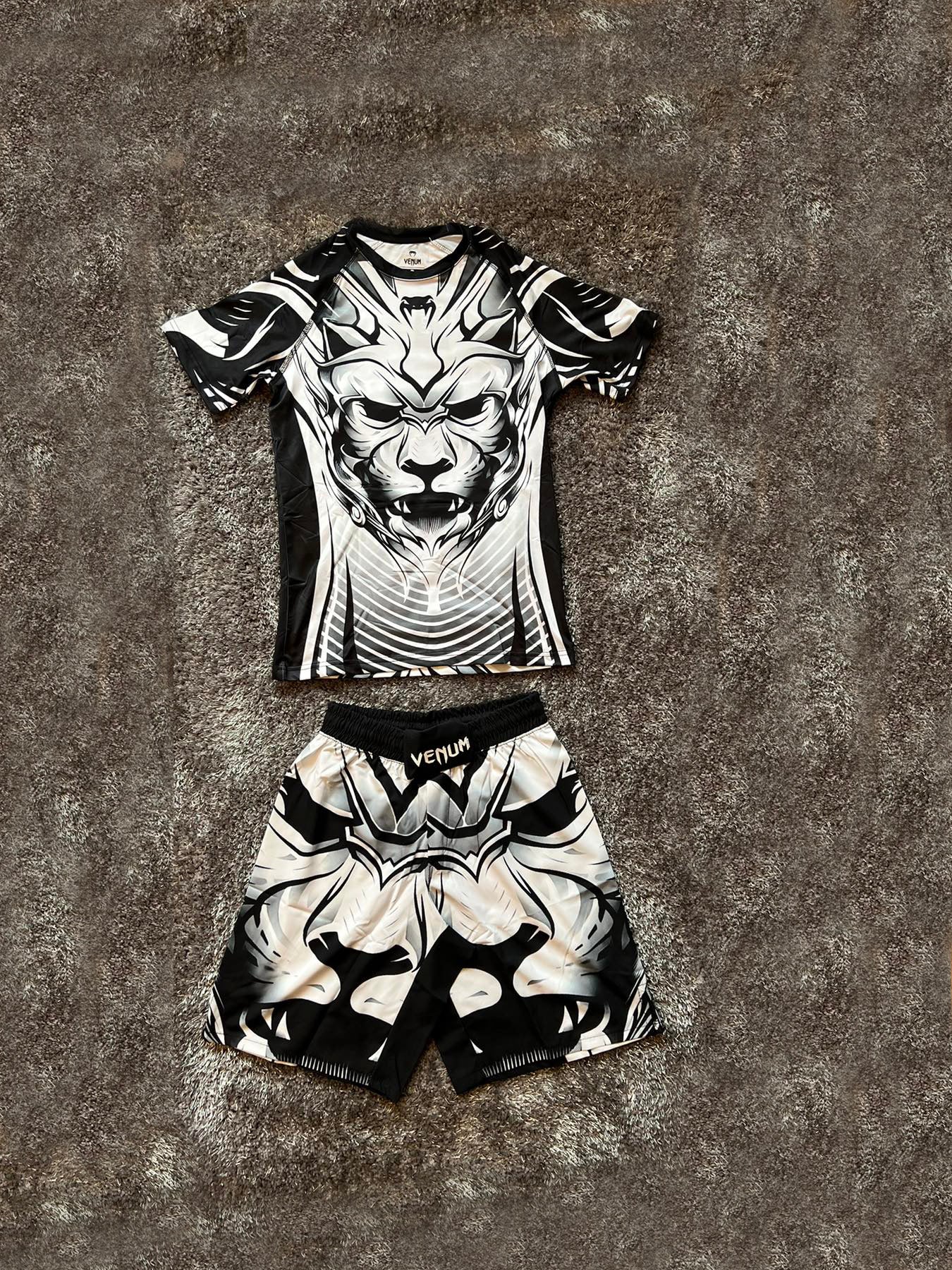 Венъм "Bloody Roar" Бял